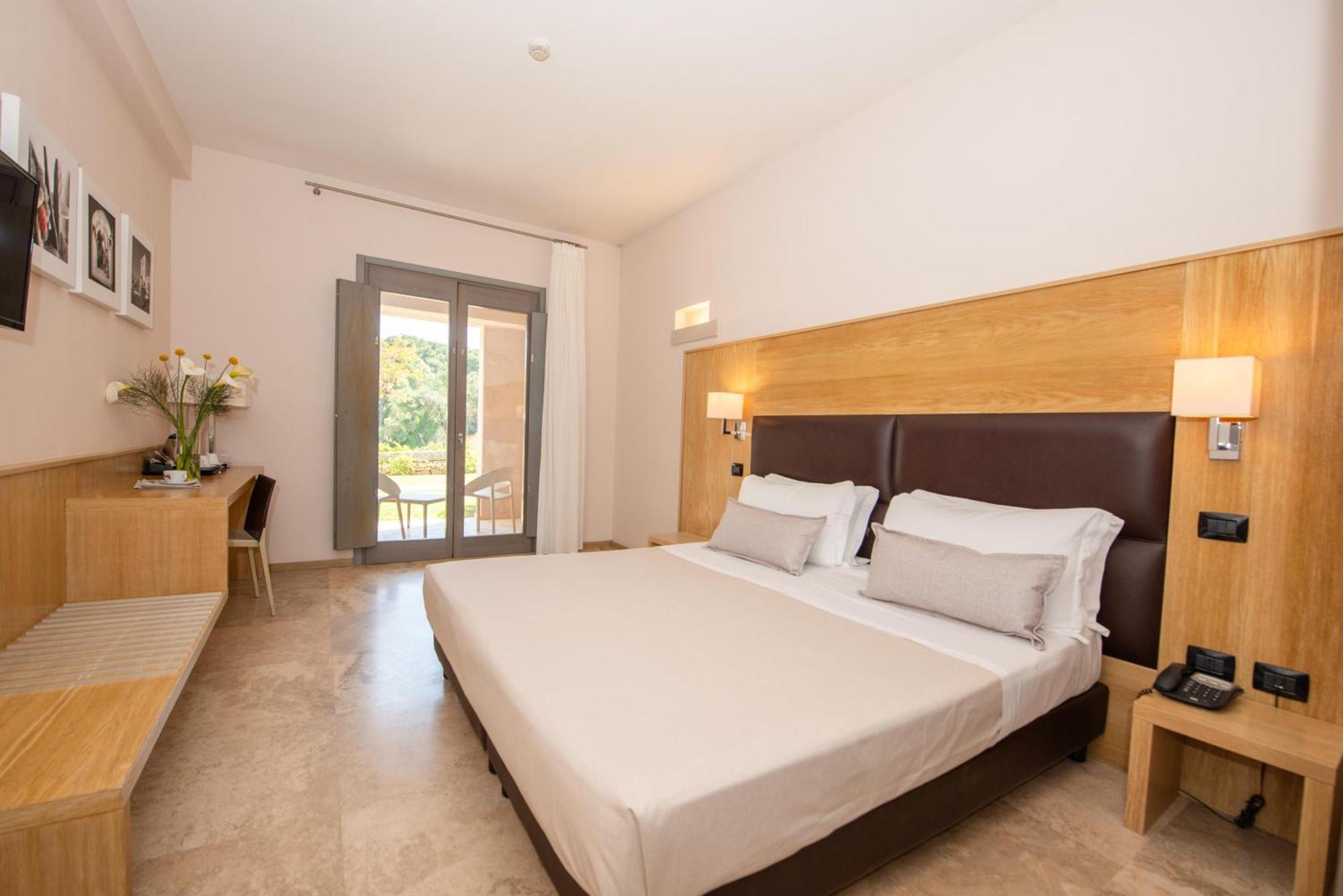 Basiliani - Cdshotels Отранто Екстериор снимка